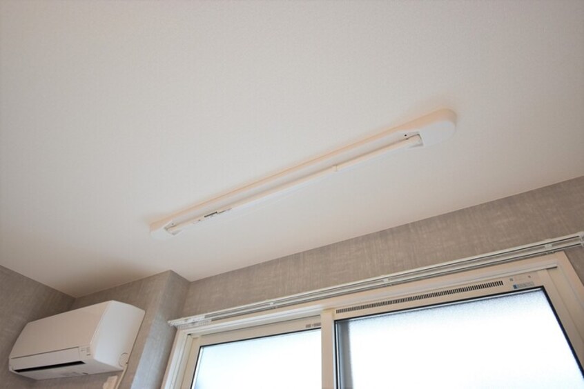 室内物干し ユーフォリア B棟