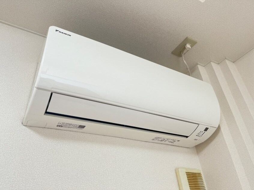 エアコン メゾン優