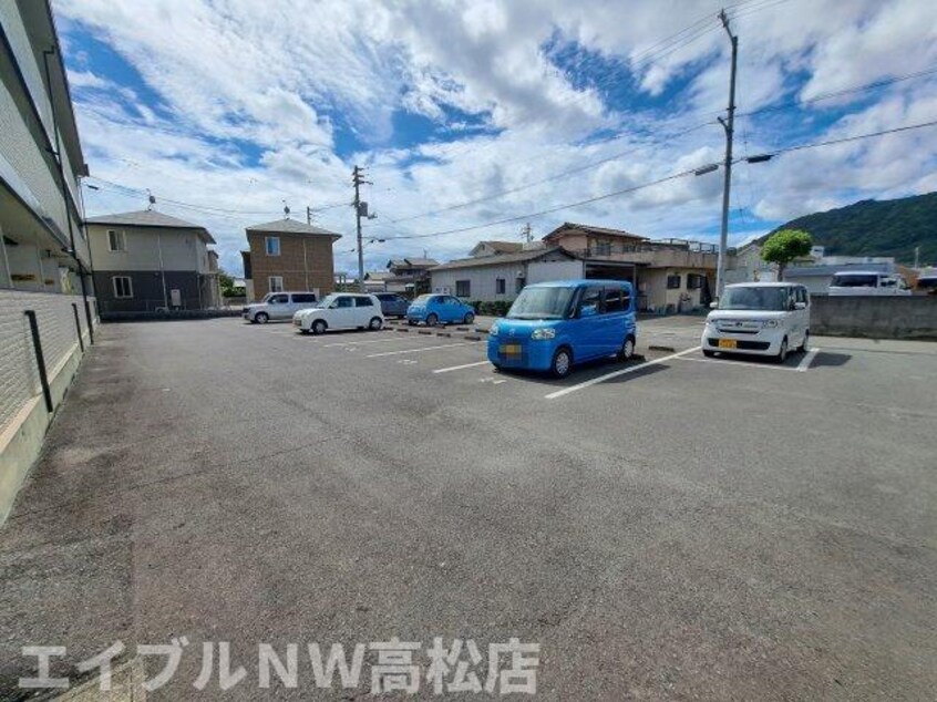  リッチモンド栗林公園南