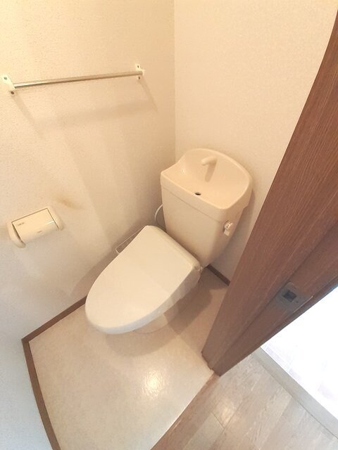 トイレ フローラＢ