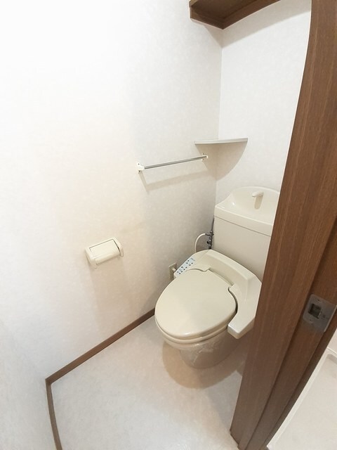 トイレ メゾン・ルージュ