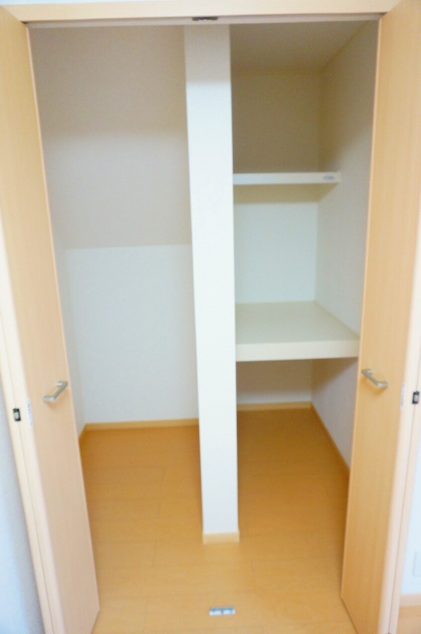 収納 トルヴェ　ラ　フェーヴⅠ