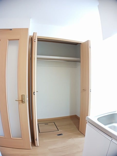 収納 サニーサイド　ハウス　森　Ａ