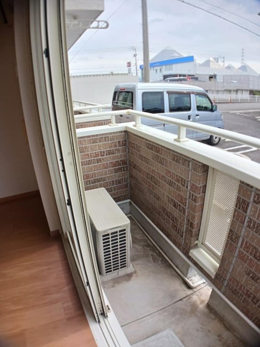 バルコニー サニーサイド　ハウス　森　Ａ