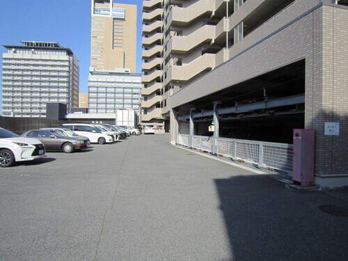 駐車場：-     （2022年3月撮影） サーパス高松駅前フレシアサンポート