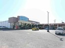 マルヨシセンター(スーパー)まで1307m ルーベル春日Ｇ