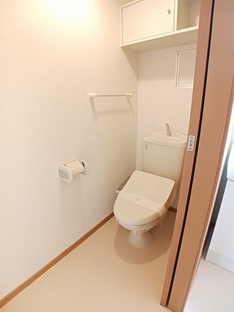 トイレ ウエストヒルズＢ