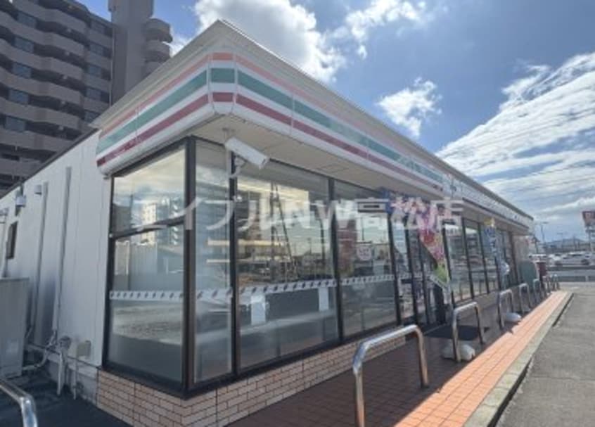 セブンイレブン 高松木太町中浜店(コンビニ)まで206m ウイングコート高松