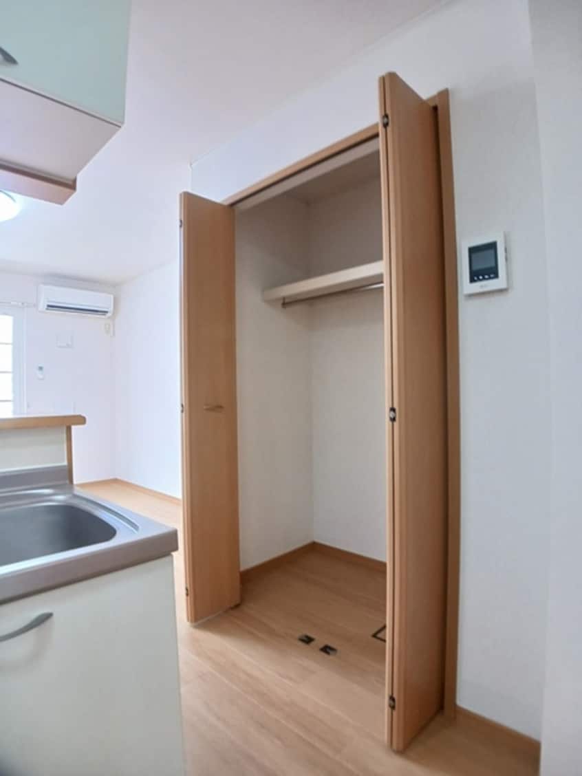 収納 バレーフィールドⅡ