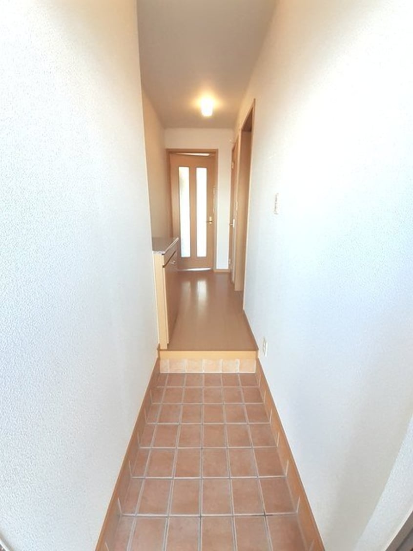 玄関 グランディス　Ｂ