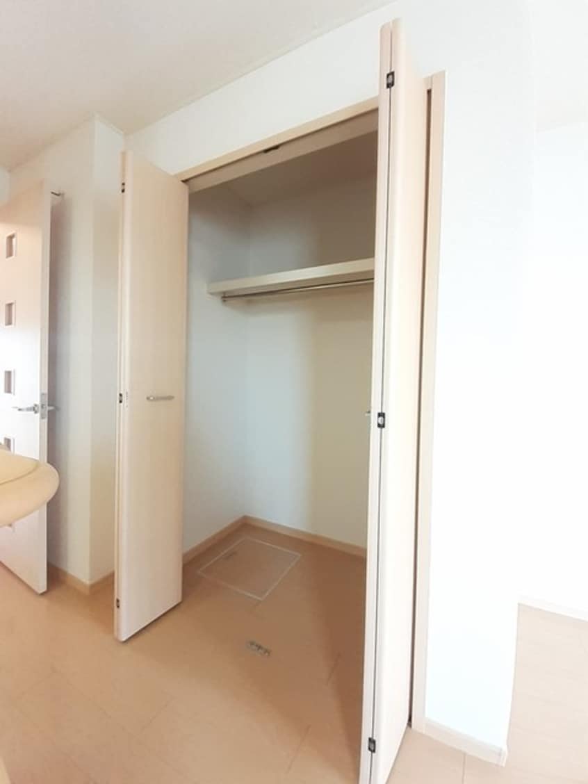 収納 リヴァード・プレッソⅠ