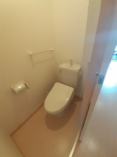 トイレ リバーヒルＢ