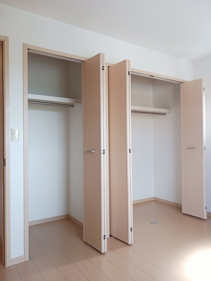 収納 リバーヒルＢ