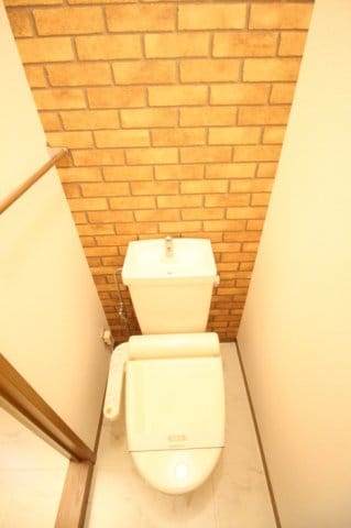 温水洗浄暖房便座 クレスト木太 B棟