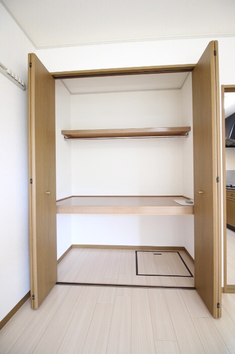 物入 クレスト木太 B棟