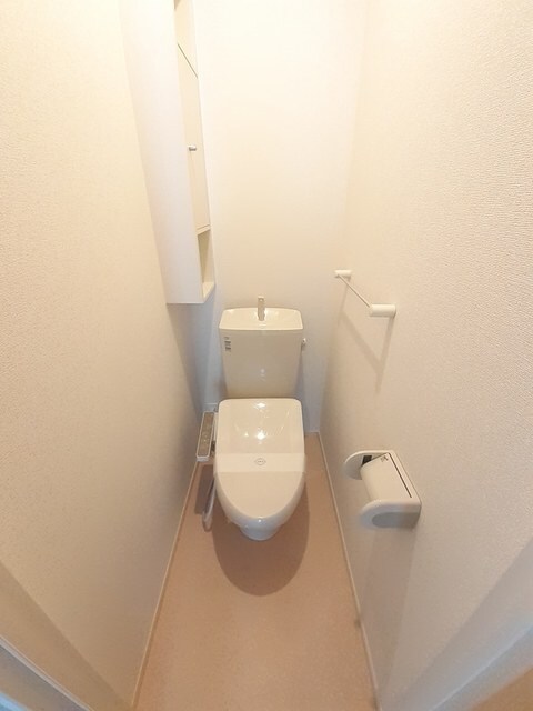 トイレ グランデ　カーサＨ