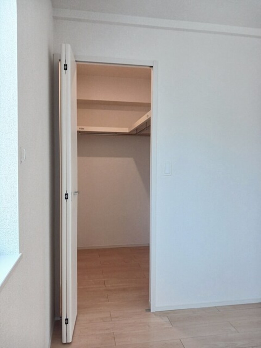 収納 グローレＢ