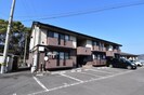 ファミール河野 A棟の外観