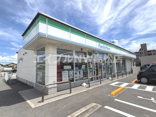 ファミリーマート サンフラワー通り店(コンビニ)まで542m シャーメゾンＥＳ