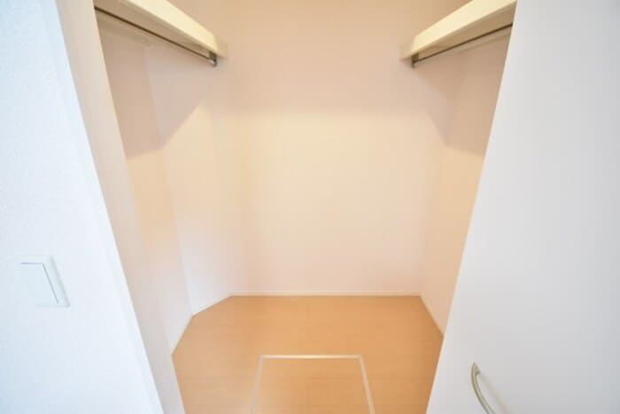 ウォークインクローゼット フォンターナ伏石Ⅱ