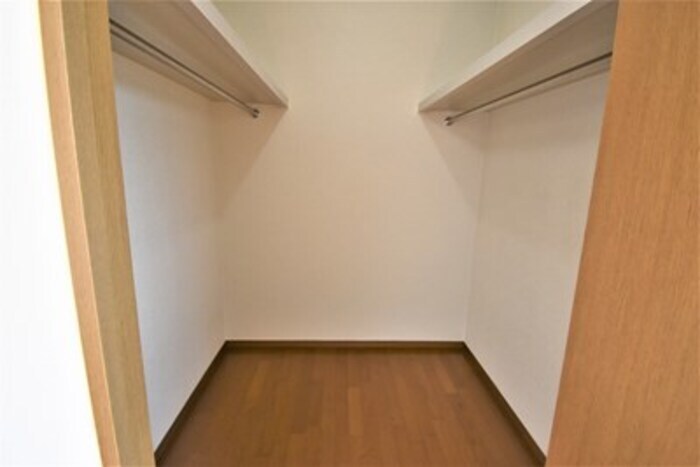 北洋室ウォークインクローゼット ル・シエル