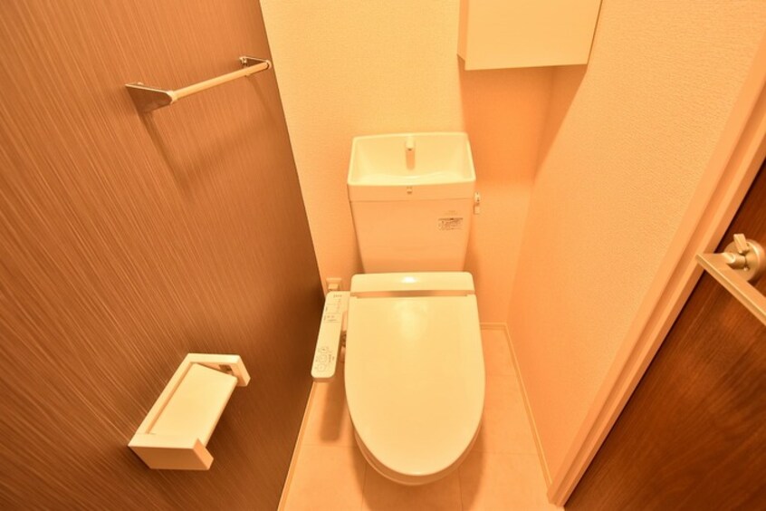 温水洗浄暖房便座 レグルス B棟