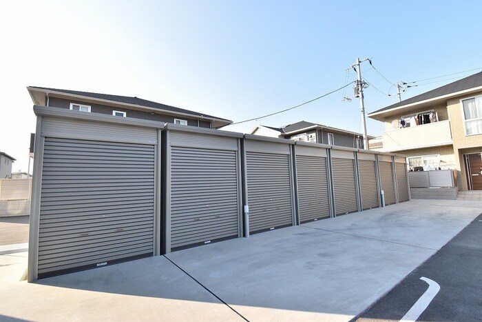 バイク専用ガレージ レグルス B棟