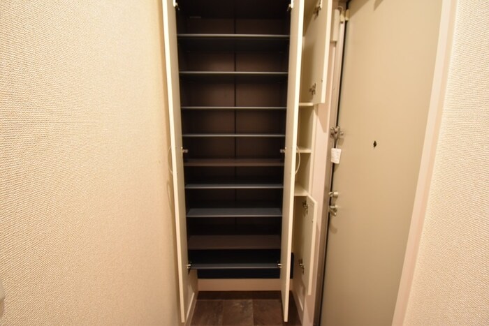 シューズボックス（トールタイプ） ユニヴェール C棟