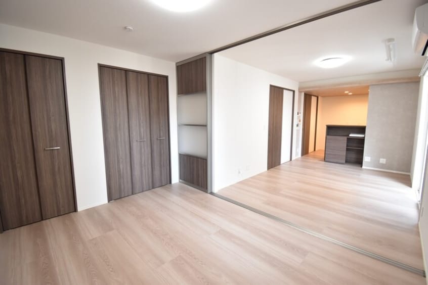 洋室６．１帖～ＬＤＫ１０．６帖 Ｄ－ＲＯＯＭ春日Ｃ