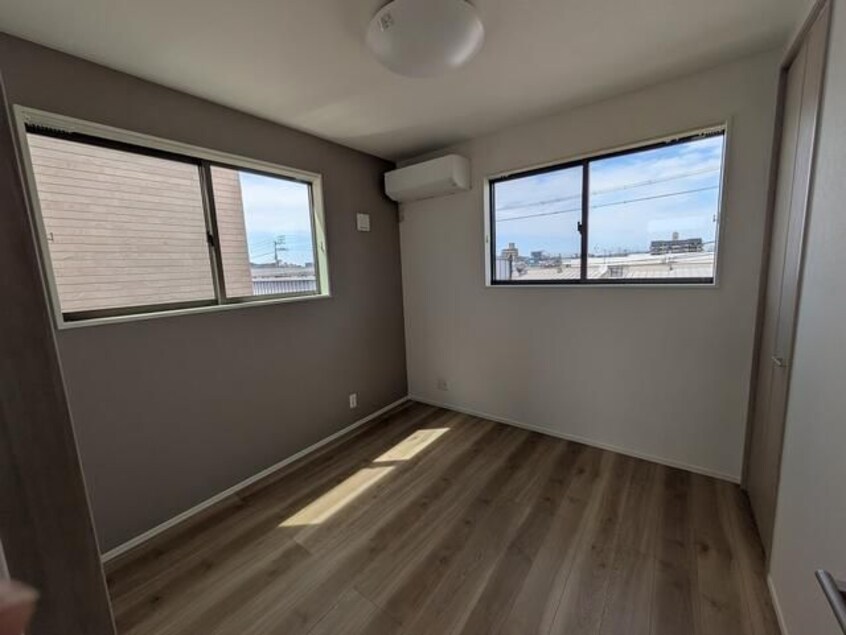  今里借家（東側）