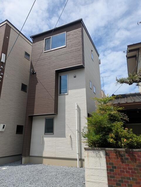  今里借家（東側）