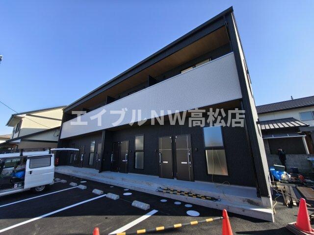  ＬＵＭＩＥＬＥ仏生山