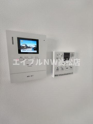  ＬＵＭＩＥＬＥ仏生山