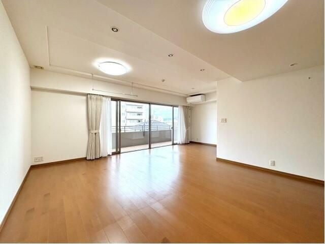  サーパス桜町二丁目