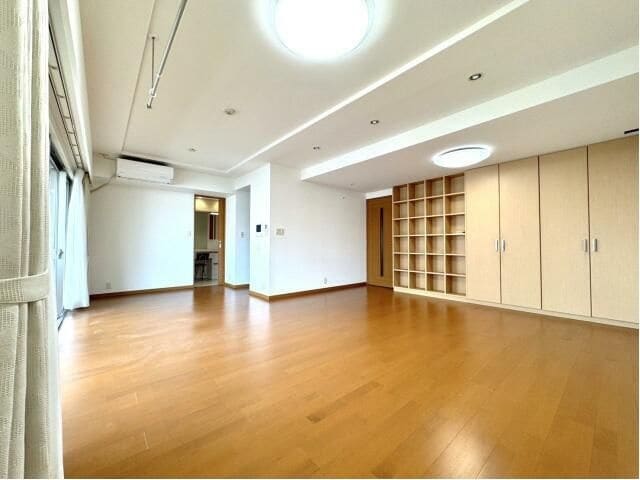  サーパス桜町二丁目