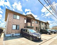 リビングタウン松縄 B棟