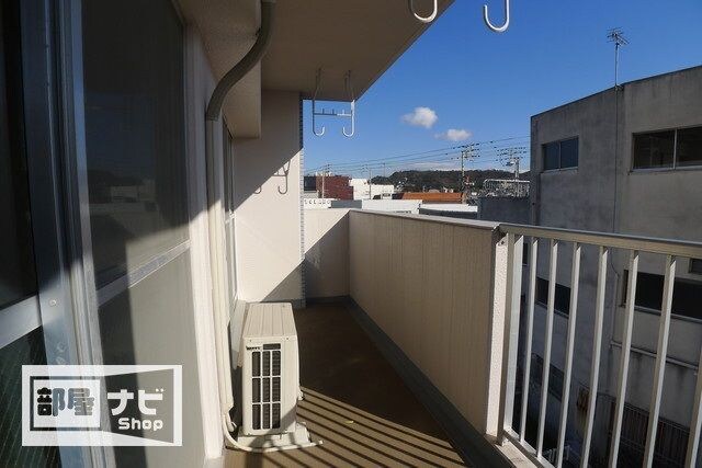  サンクトーム屋島