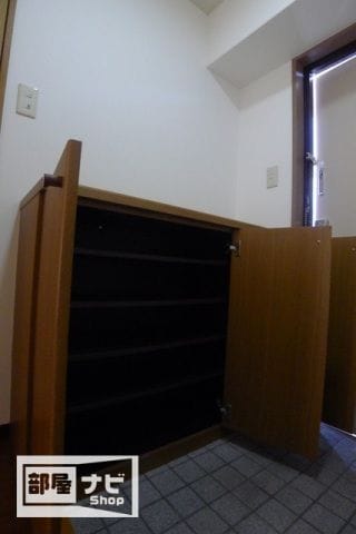  サンクトーム屋島