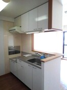 キッチン サン　ビオラ