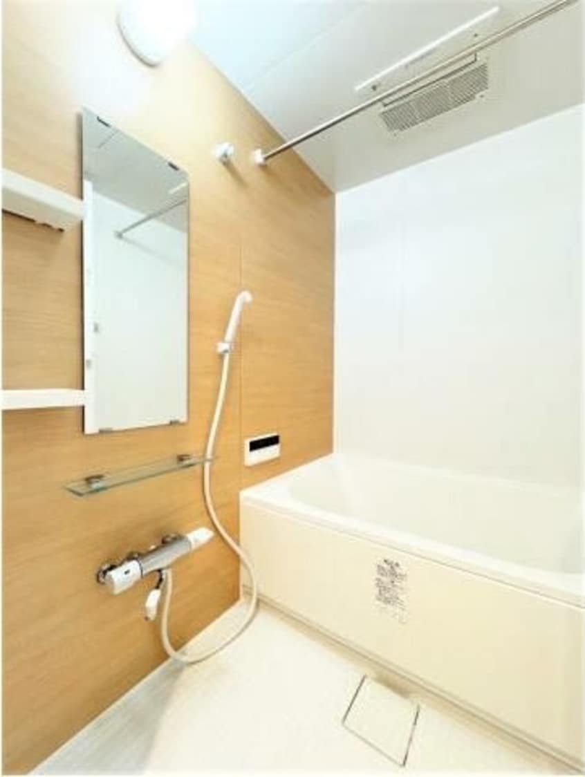  ＢＩＧ・ＢＡＮ瓦町駅東