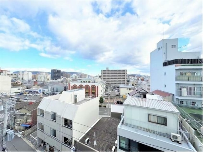  ＢＩＧ・ＢＡＮ瓦町駅東