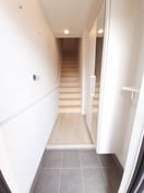 玄関 ルルディ　モトヤマＢ