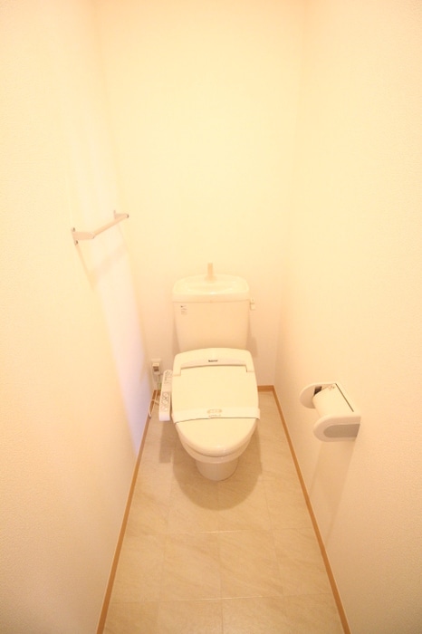 トイレ（温水洗浄暖房便座） グランシャトーⅡ