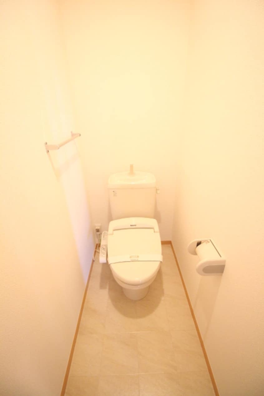 トイレ（温水洗浄暖房便座） グランシャトーⅡ