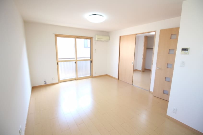 LDK（エアコン付き） グランシャトーⅡ