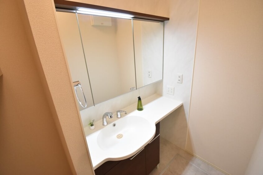 洗髪洗面化粧台 フェルマータ B棟