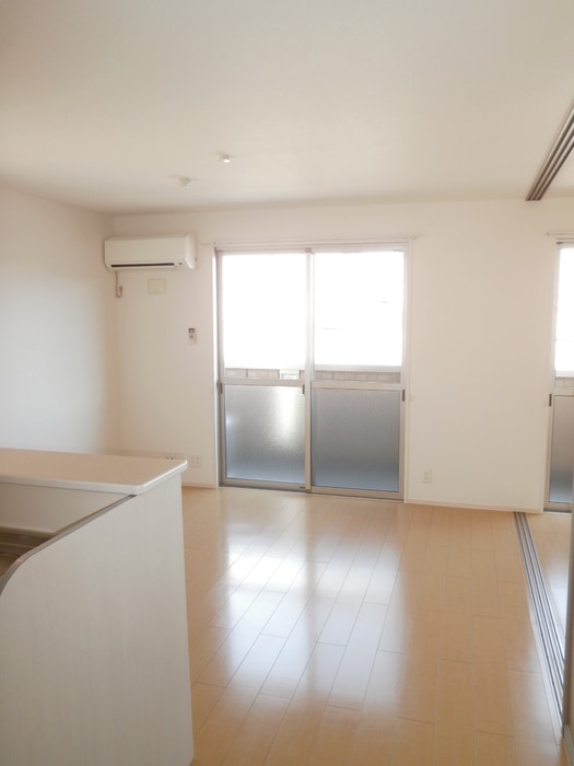 リビングダイニング マインパレスⅡ A棟