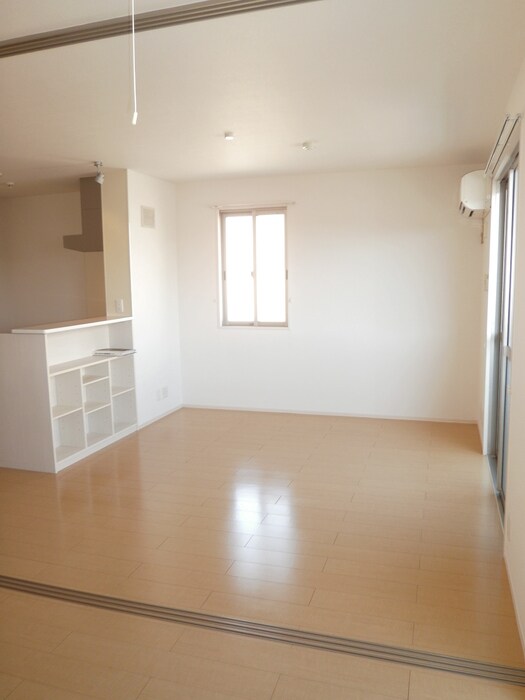 ダイニング マインパレスⅡ A棟