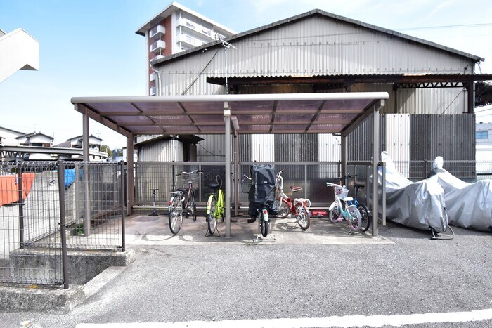 駐輪場 マインパレスⅡ A棟