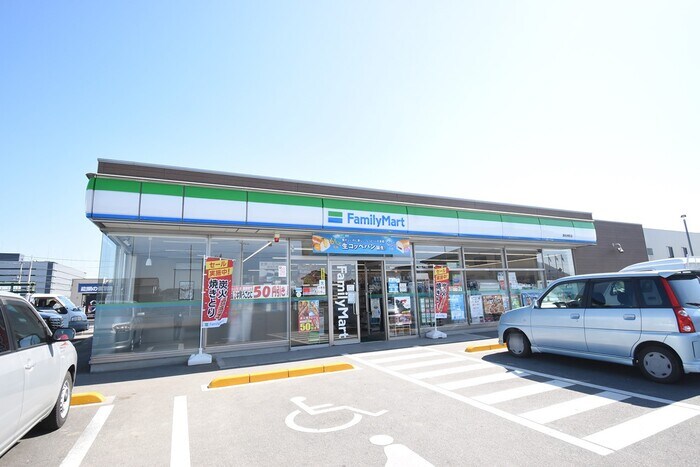 ファミリーマート高松林町店 リバーフィールドⅡ